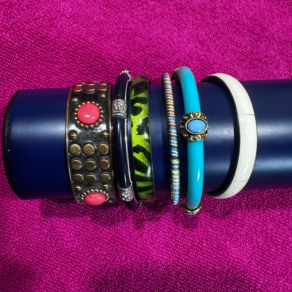 #JC77 Stylish Multicolor Bangle Set